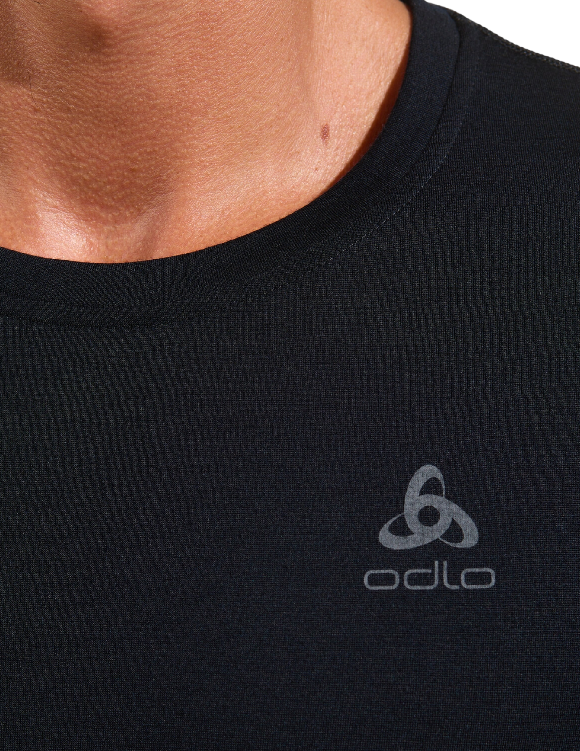 Odlo Warm Merino 200 Long Sleeve Round Neck Herren-Basisschicht